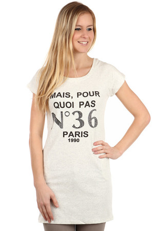 Krásne dámske dlhé tričko s nápisom a kamienkami. Na boku vrecká. Materiál: 95% bavlna, 5% elastan