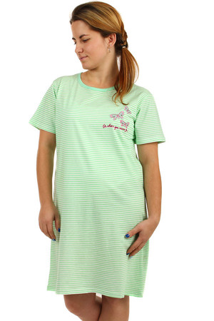 Prúžkovaná dámska nočná košeľa s potlačou, krátky rukáv. Materiál: 100% bavlna.