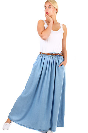 Dámska letná jednofarebná maxi sukňa s vreckami a opaskom. Sukňa má v páse pretiahnutou, prešitú gumu pre pohodlné