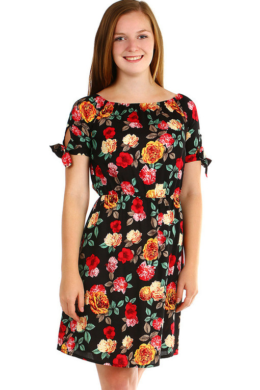 Dámske letné šaty s kvetinovým vzorom