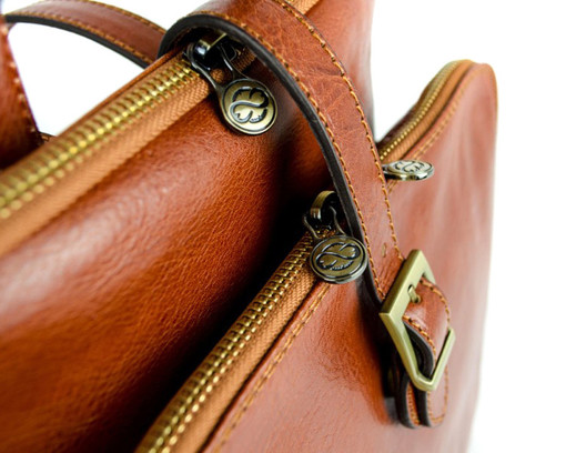 Vintage designový batoh z pravej kože Premium