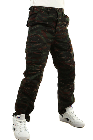 Maskáčové pánske nohavice s vreckami army vzhl'ad dlhé nohavice jednofarebné normálna výška pásu so zapínaním na