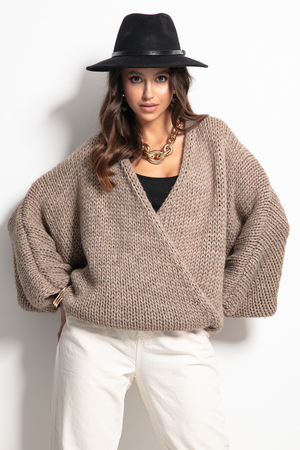 Oversized dámsky zavinovací sveter s pravou ovčou vlnou a alpakou pohodlný strih jednoduchá platenina bez vzoru