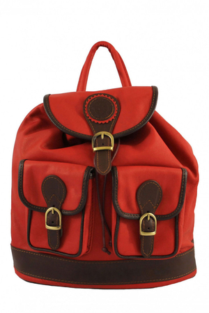 Dámsky taliansky kožený batoh v romantickom dvojfarebnom dizajne. Vhodný ako mestský batoh, prípadne malý študentský