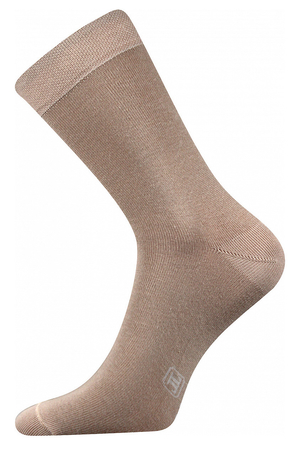 Dámske antibakteriálne spoločenské ponožky. hladké ponožky vhodné do dámskej spoločenskej obuvi jemný sver lemu