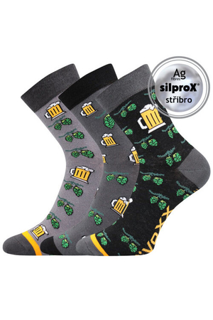 Pánske antibakteriálne ponožky s motívom piva. antibakteriálna ochrana ióny striebra v materiáli silproX slabé