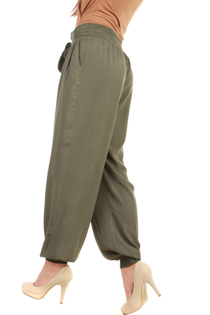 Dámske harémové nohavice z l'ahkej viskózy žabičková zadná strana opasku žabičkové široké lemy nohavíc