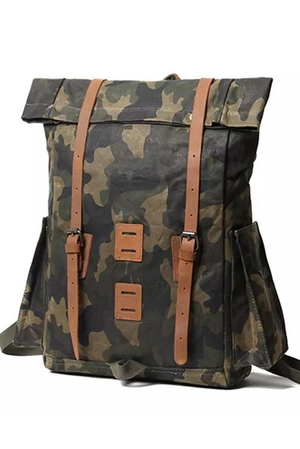Pánsky vodeodolný, voskovaný batoh v army štýle maskáčový vzor kompletná podšívka vypolstrovaná priehradka na