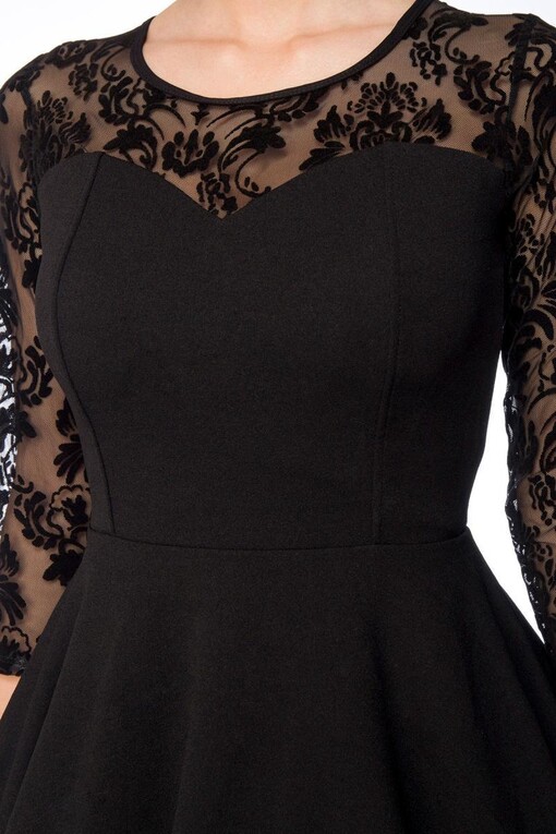 Čipkové čierne vintage šaty